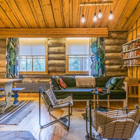 別荘 Luppokero 2 By Interhome ピュハトゥントゥリ